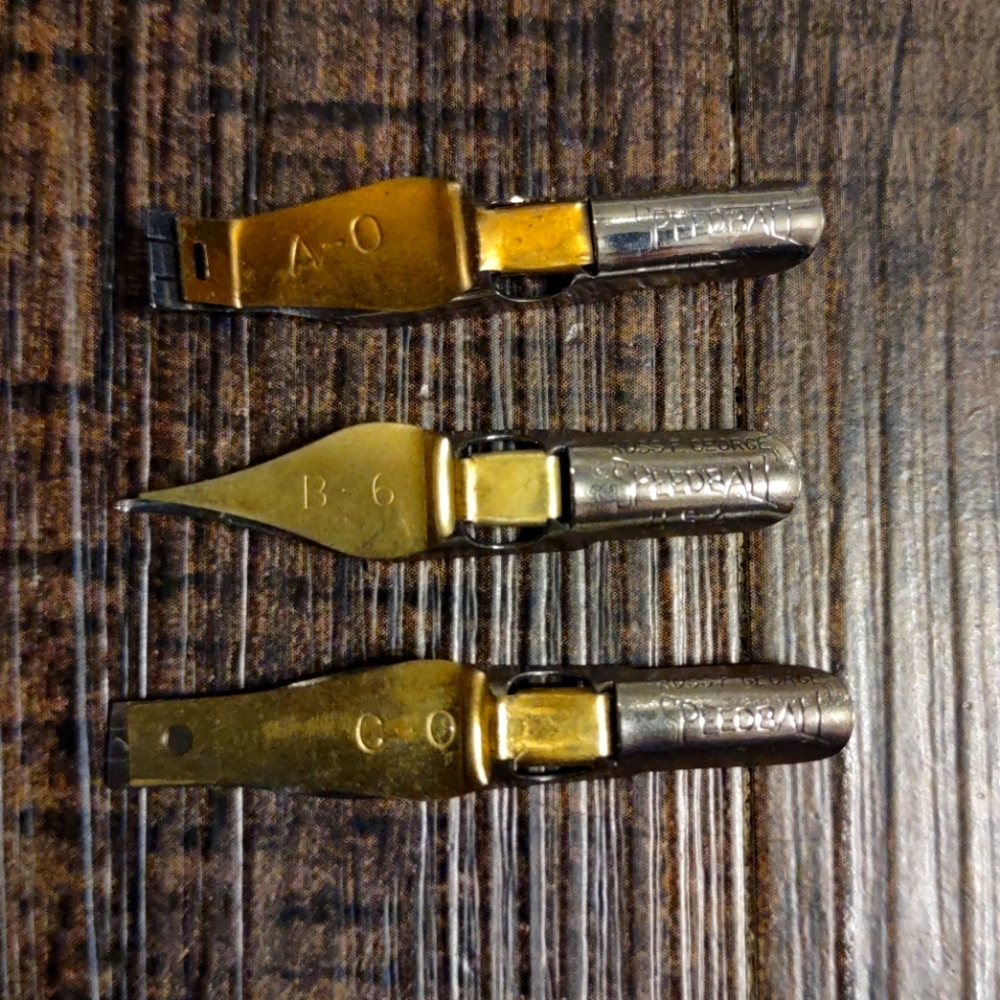 Speedball Pen Nibs